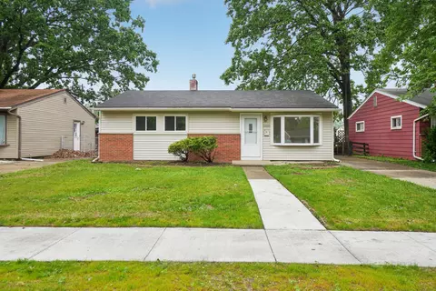 34846 Fairchild St, Westland, MI 48186