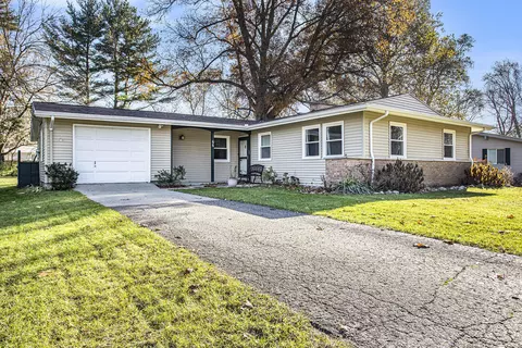 66 Wealthy Ave, Battle Creek, MI 49015