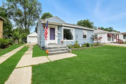 1225 Dorroll St NE, Grand Rapids, MI 49505
