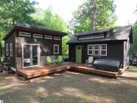 00 Brown Rd, Cadillac, MI 49601