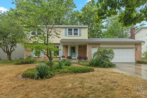3527 Willamson Ave NE, Grand Rapids, MI 49525