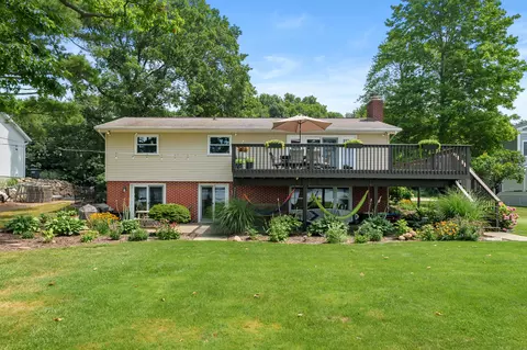9340 E Shore Dr, Portage, MI 49002