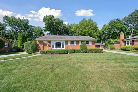35733 Minton St, Livonia, MI 48150