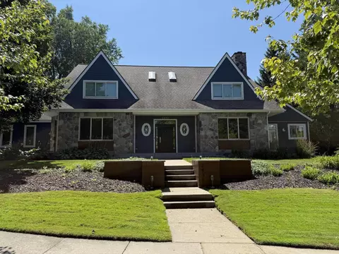 2431 Belleglade Dr SE, Grand Rapids, MI 49546