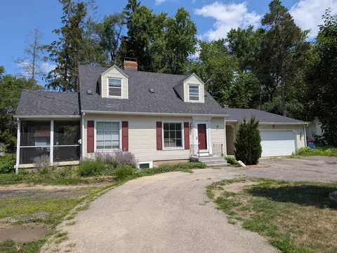 2639 Burton St SE, Grand Rapids, MI 49546