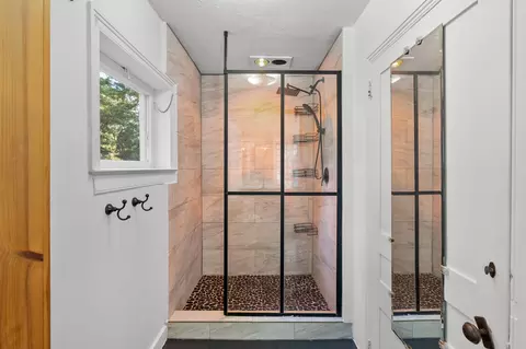 Bath - 1020 Miller Rd, Plainwell, MI 49080 photo 5 of 5