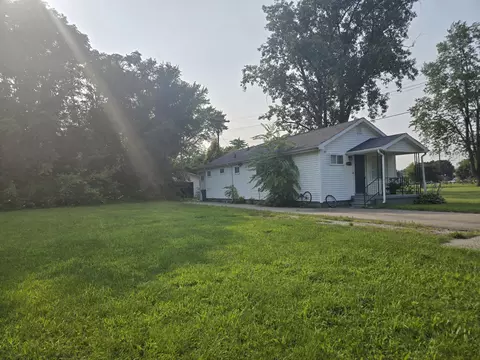 11238 Moore St, Romulus, MI 48174