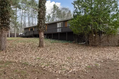 323 13th St, Plainwell, MI 49080 photo 4