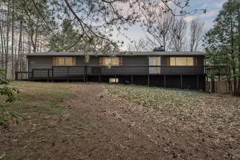 323 13th St, Plainwell, MI 49080 photo 2