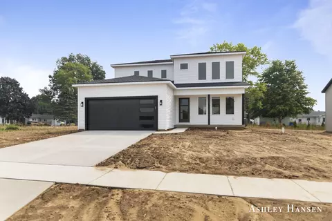 102 Chase Ct NW, Kent City, MI 49330