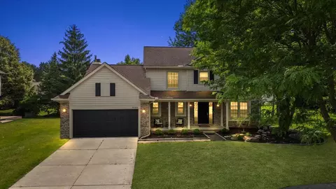 42683 Wimbleton Way, Novi, MI 48377