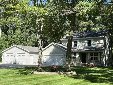 19124 Joslin Cir, Big Rapids, MI 49307