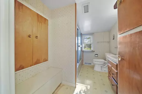 827 Backus St, Jackson, MI 49202 photo 24