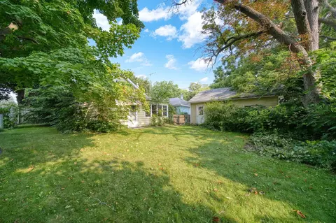 827 Backus St, Jackson, MI 49202 photo 10