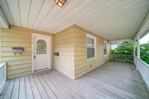 827 Backus St, Jackson, MI 49202 photo 6