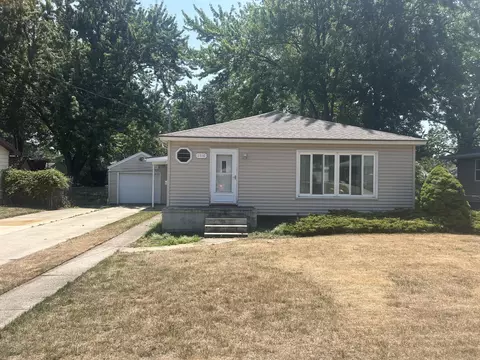 1516 37th St SW, Wyoming, MI 49509