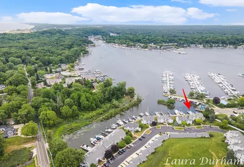 mariners cove, Douglas, MI 49406