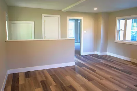 640 S Washington St, Constantine, MI 49042 photo 5