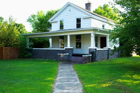 640 S Washington St, Constantine, MI 49042