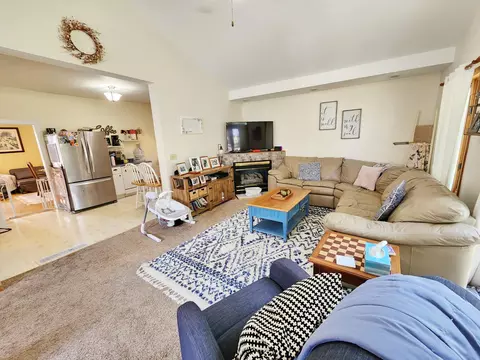 327 E Cherry St, Fremont, MI 49412 photo 8