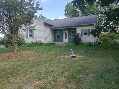 3707 Clawson Rd, Dowagiac, MI 49047