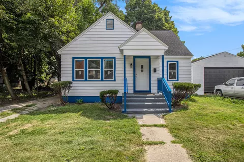 1010 Cobb Ave, Kalamazoo, MI 49007