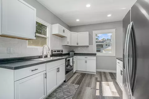300 E Bennett St, Three Rivers, MI 49093 photo 7