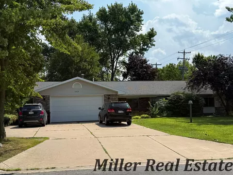1505 N Church St, Hastings, MI 49058