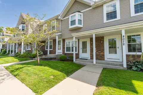 8074 Wimbledon Dr, Portage, MI 49024