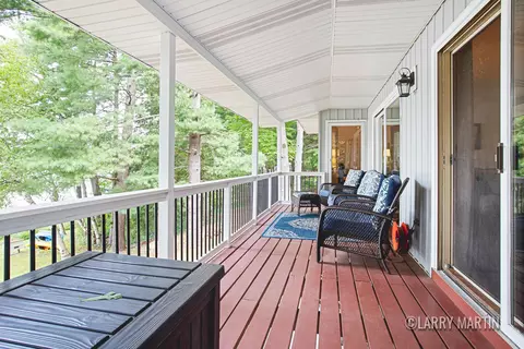 13105 S Englewright Dr, Sand Lake, MI 49343 photo 17