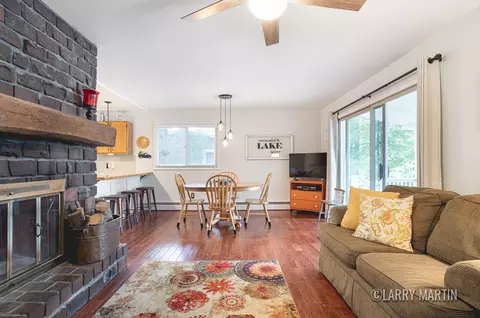 13105 S Englewright Dr, Sand Lake, MI 49343 photo 5