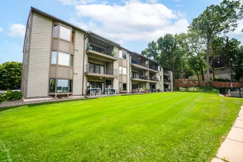 1 Hiawatha Cove Trl #23, Battle Creek, MI 49015