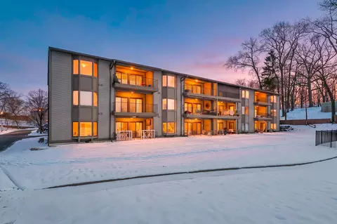 1 Hiawatha Cove Trl #23, Battle Creek, MI 49015