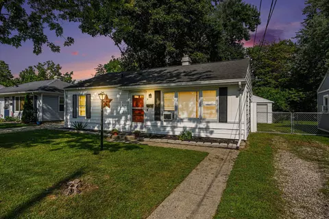 51 S Woodlawn Ave, Battle Creek, MI 49037
