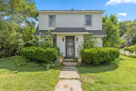 702 Charlotte Ave, Kalamazoo, MI 49048