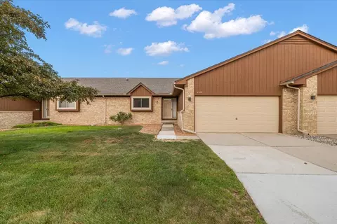 41170 Victoria Dr, Clinton Twp, MI 48038