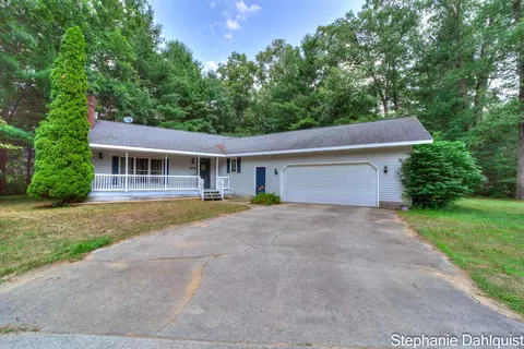 2458 Riverdale Dr, Twin Lake, MI 49457