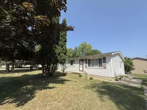 340 West St, Cedar Springs, MI 49319