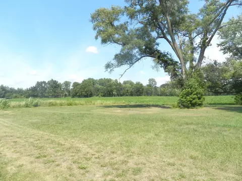 4511 Oxbow Rd, Eau Claire, MI 49111