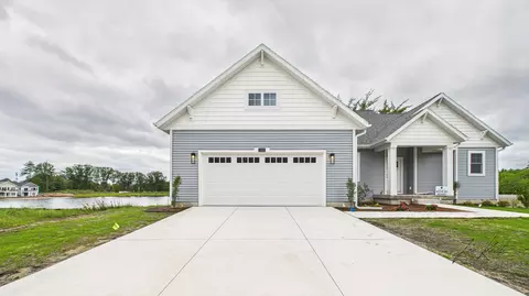 7331 Atwater Dr, Norton Shores, MI 49456
