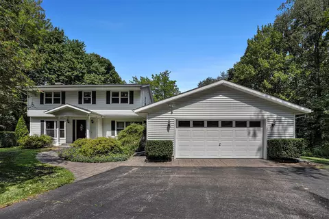 10425 E Q Ave, Scotts, MI 49088