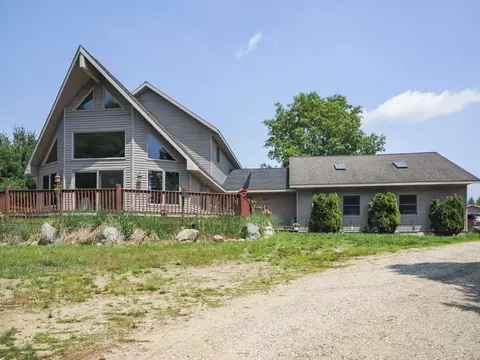 5735 Archer Rd, Brethren, MI 49619