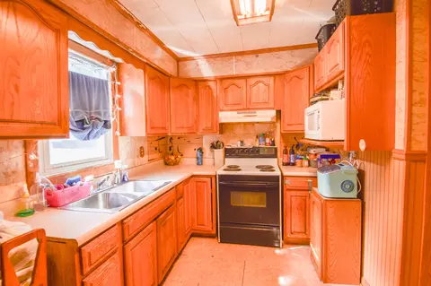 162 Walnut St, Coldwater, MI 49036 photo 6
