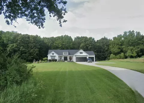 8681 108th Street St, Middleville, MI 49333