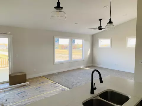 977 Ellerston St NW, Comstock Park, MI 49321