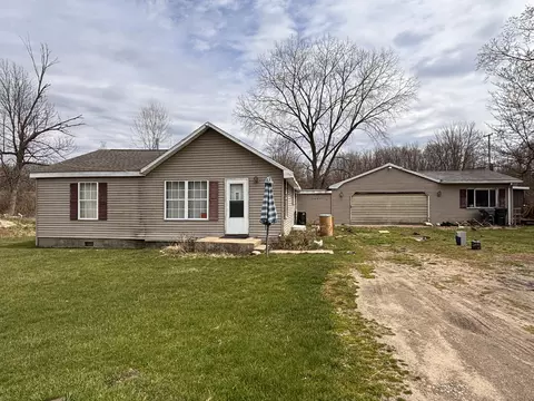 1445 Floto St, Kalamazoo, MI 49048