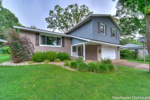 208 California, North Muskegon, MI 49445