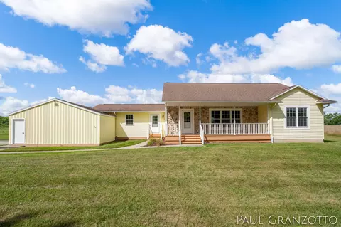 5645 Stimpson Rd, Middleville, MI 49333