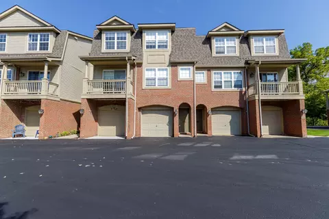 3057 Barclay Way, Ann Arbor, MI 48105