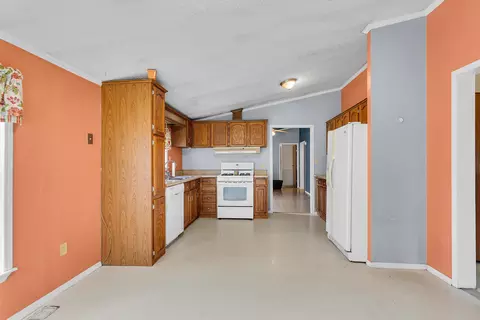 4100 Hawkins Rd, Jackson, MI 49201 photo 7